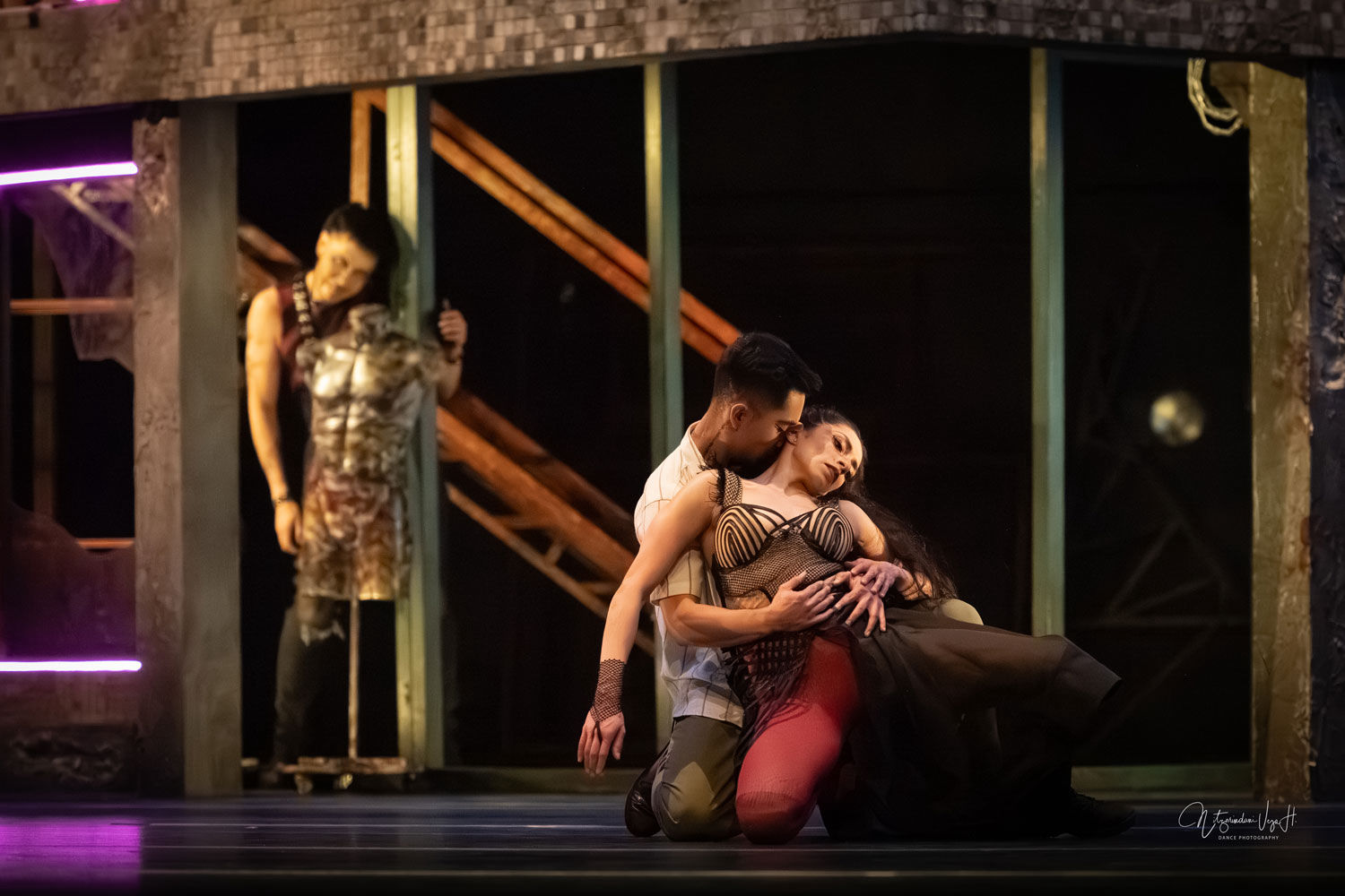 Aksenti - El Mandarin Milagroso