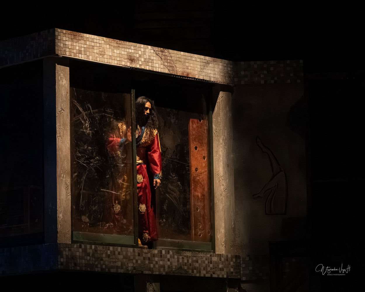 Aksenti - El Mandarin Milagroso