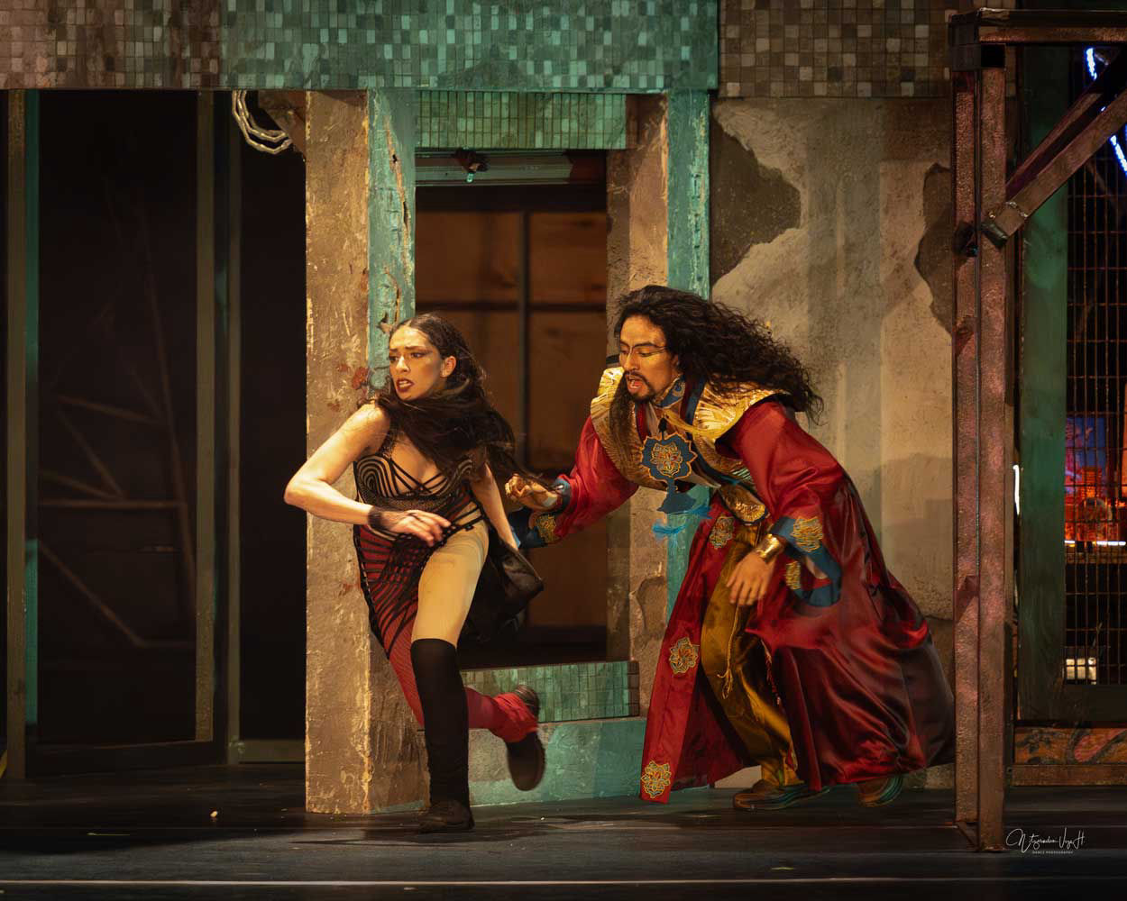 Aksenti - El Mandarin Milagroso